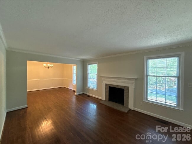 Building Photo - 5710 Charing Pl