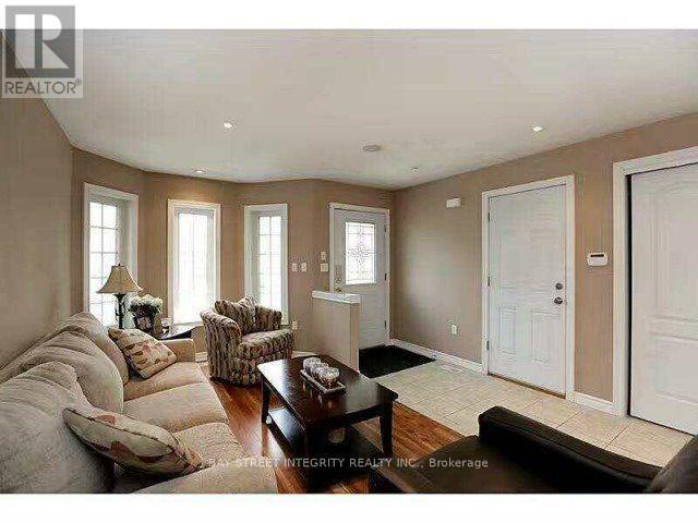 Building Photo - 62 Briarose Pl