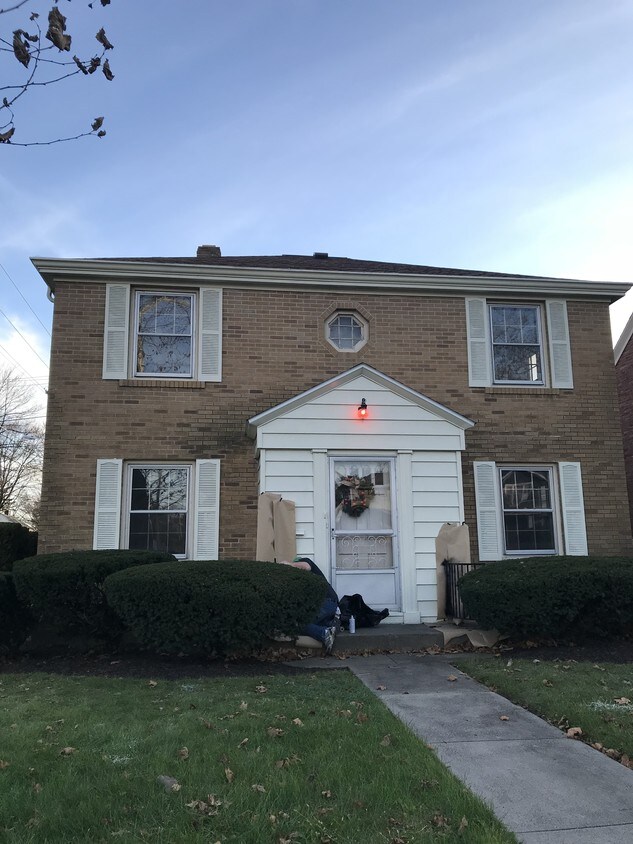 Building Photo - 401 W Rudisill Blvd