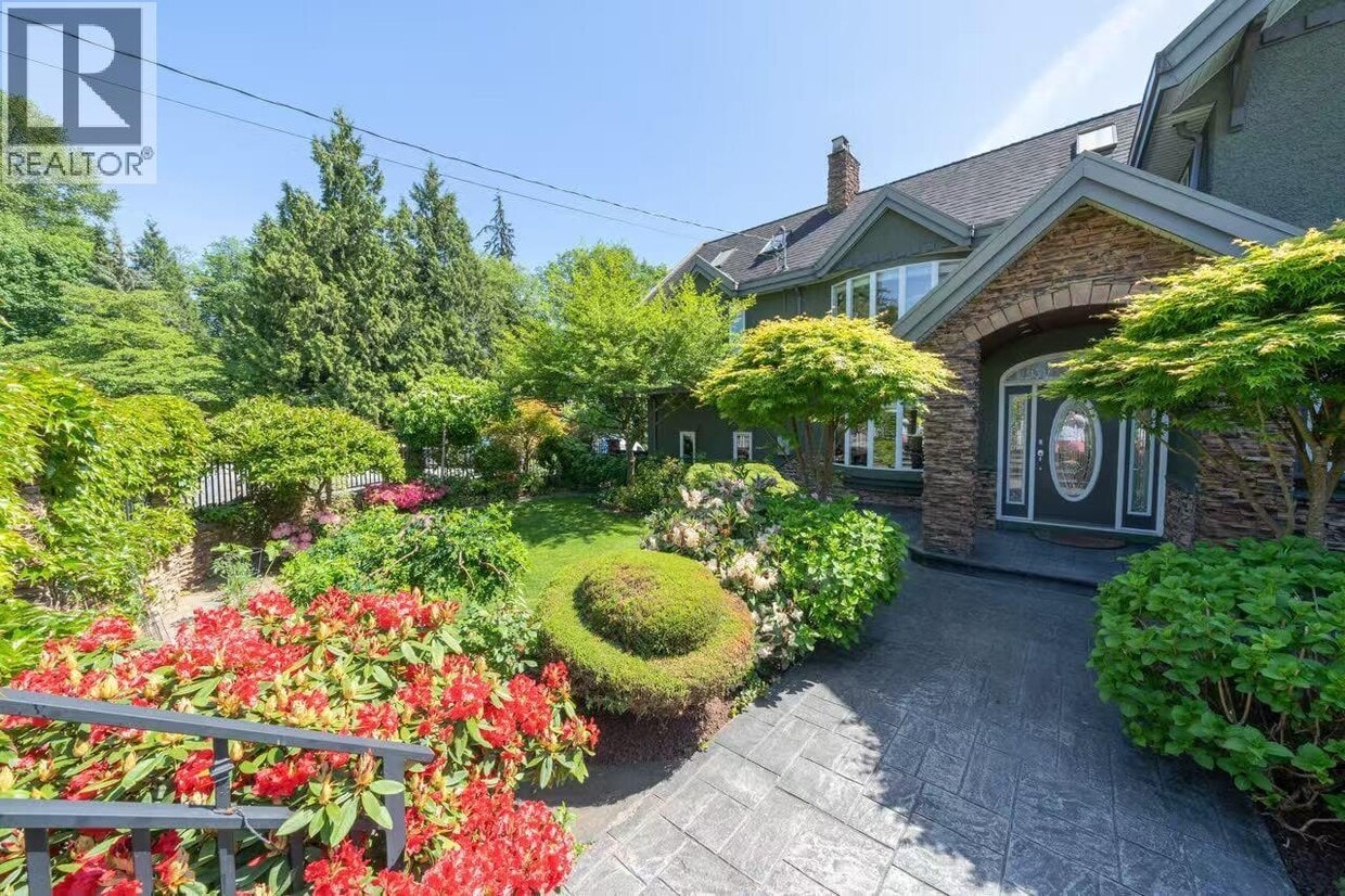 Photo principale - 720 Shaw Ave