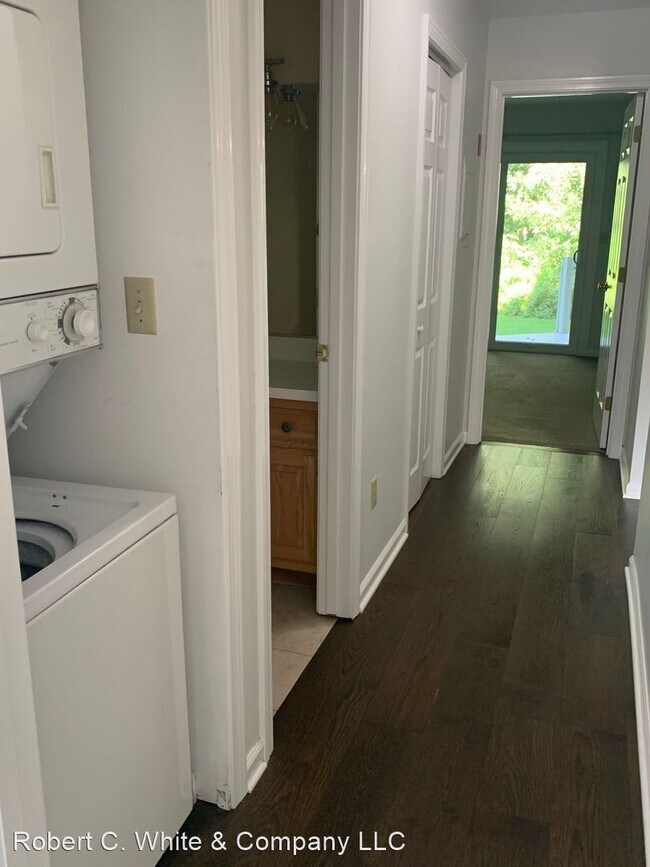 Foto del edificio - 2 br, 2 bath House - 30 Manorwood Drive