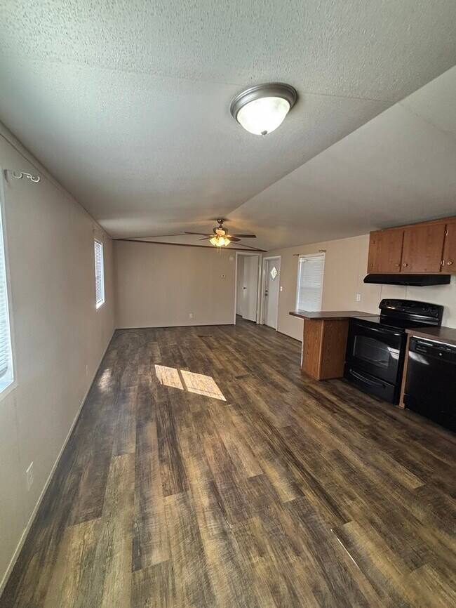 Foto del edificio - Triangle Mobile Home Park