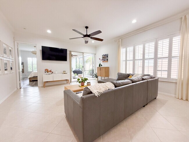 Building Photo - 167 Isle Verde Way