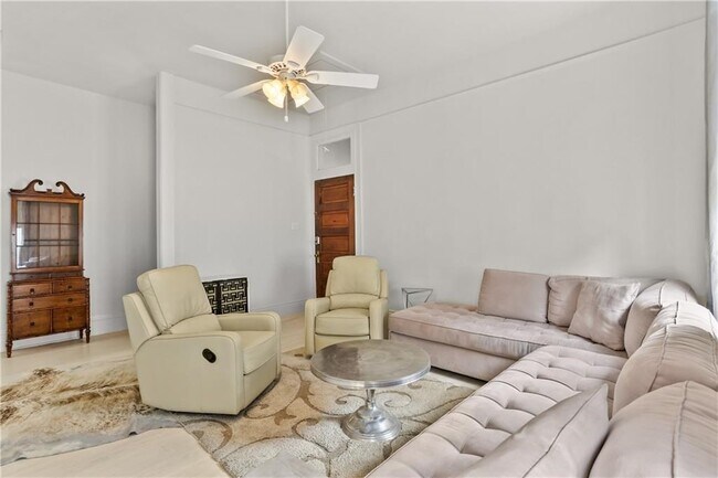 Foto del edificio - 1438 Harmony St