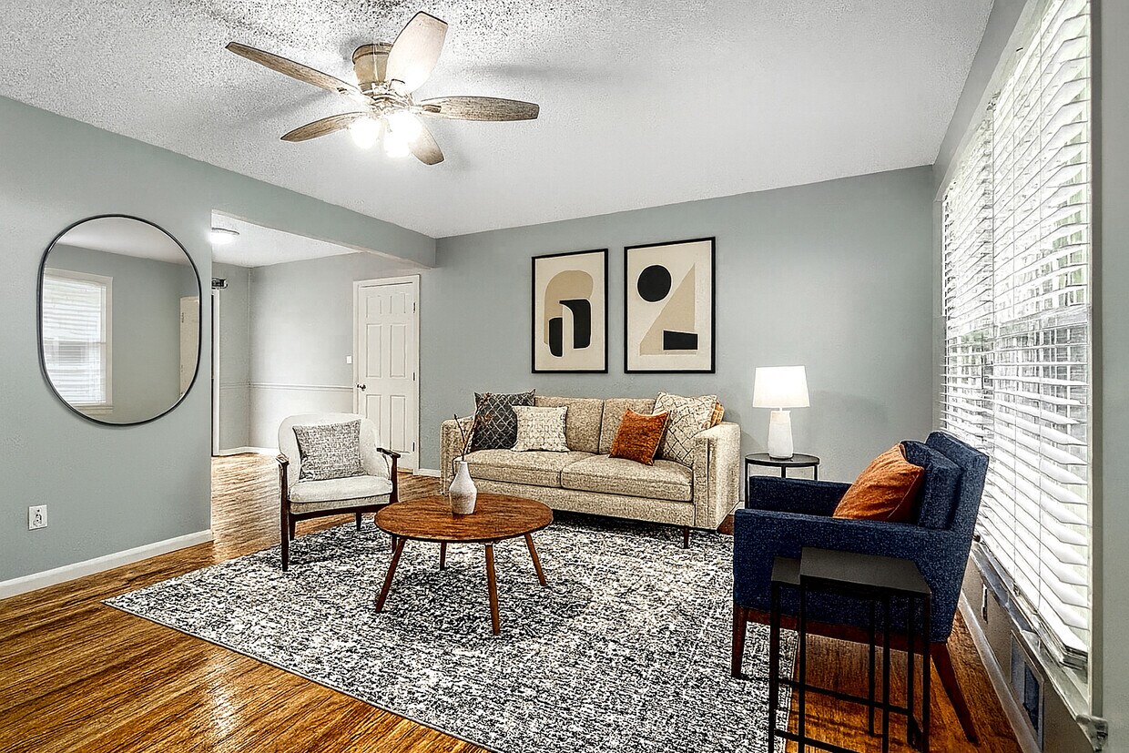 Foto principal - 622 NW Kay Dr