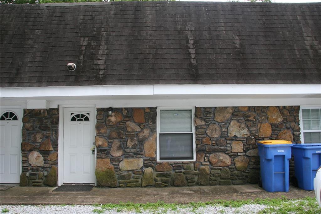 Primary Photo - 705 N Rowland St