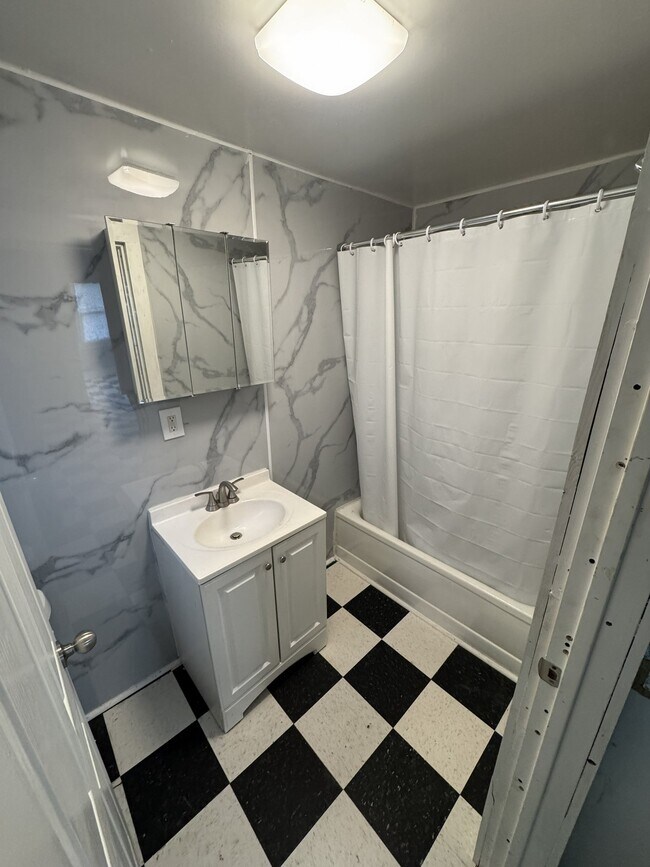 Foto del edificio - 428 W Bancroft St