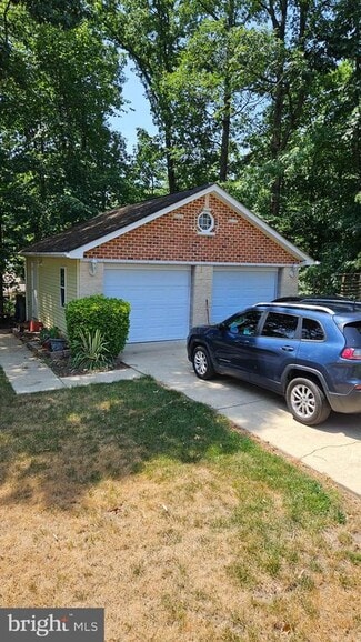 Building Photo - 1511 Jomar Dr