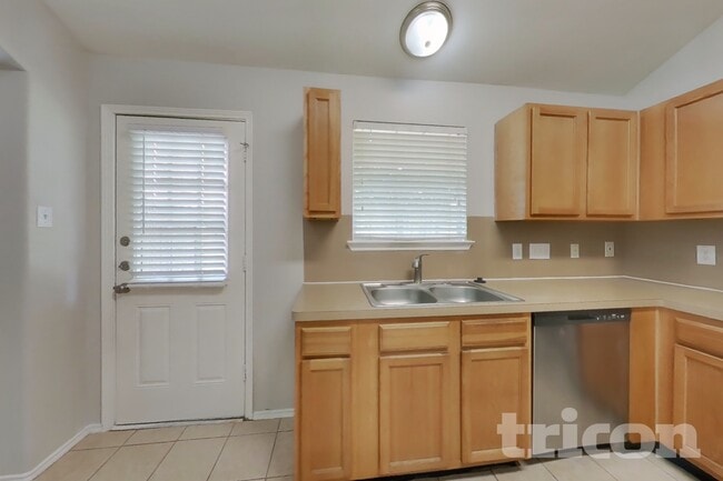 Foto del edificio - 1403 Glens Ferry Ln