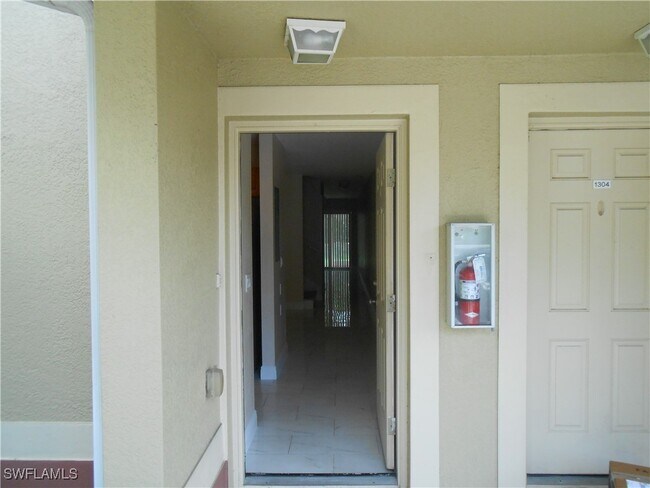 Building Photo - 9409 Ivy Brook Run
