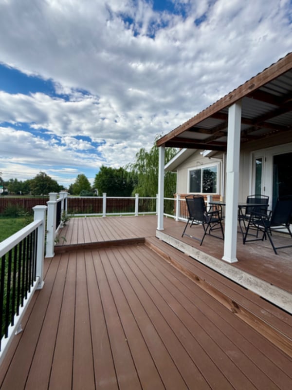 Primary Photo - 1601 27th Ave