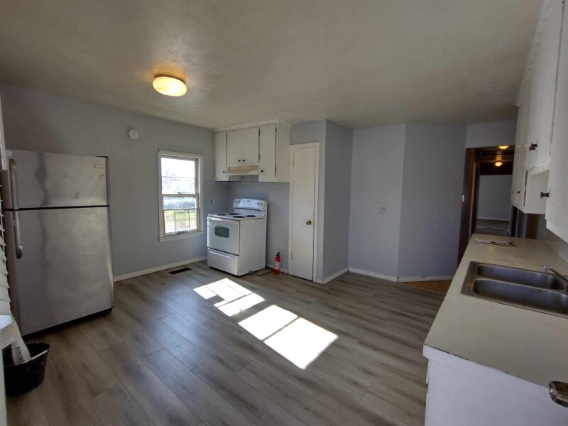 51 S SalemWarren Rd Unit 2, North Jackson, OH 44451 Room for Rent in North Jackson, OH