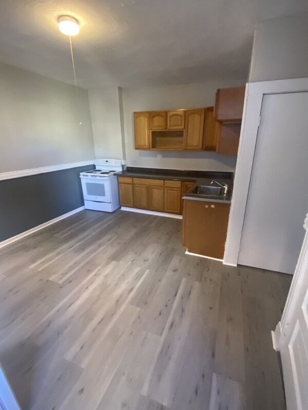 Foto del edificio - 441 Wethersfield Ave