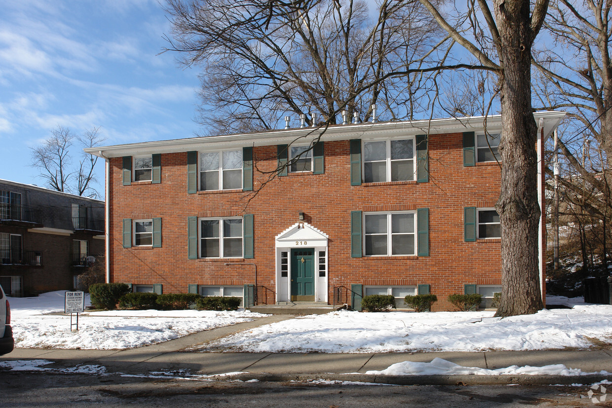 Building Photo - 218 Mt Holly Ave