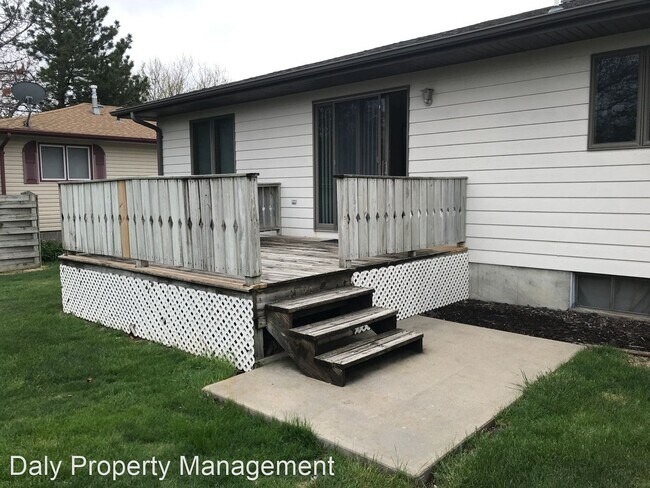 Building Photo - 2 br, 1 bath House - 2409 N Taylor Ave