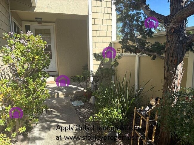 Building Photo - 1412 Kinross Ct