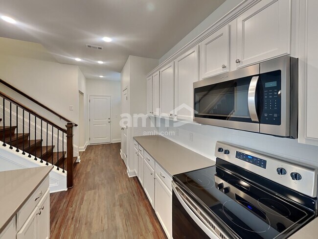 Building Photo - 126 Marin Drive