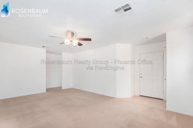 Building Photo - 802 W Fairlane Ct