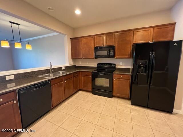 Foto del edificio - 6937 Woody Vine Dr