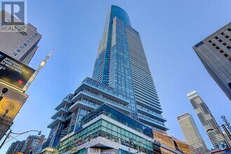 Building Photo - 386-386 Yonge St