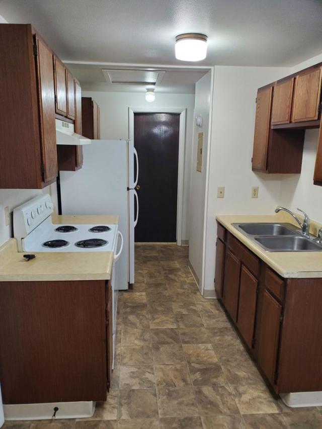 Building Photo - 1 bedroom in Billings MT 59102