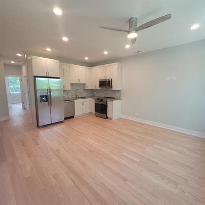 Building Photo - 6326 S Rhodes Ave