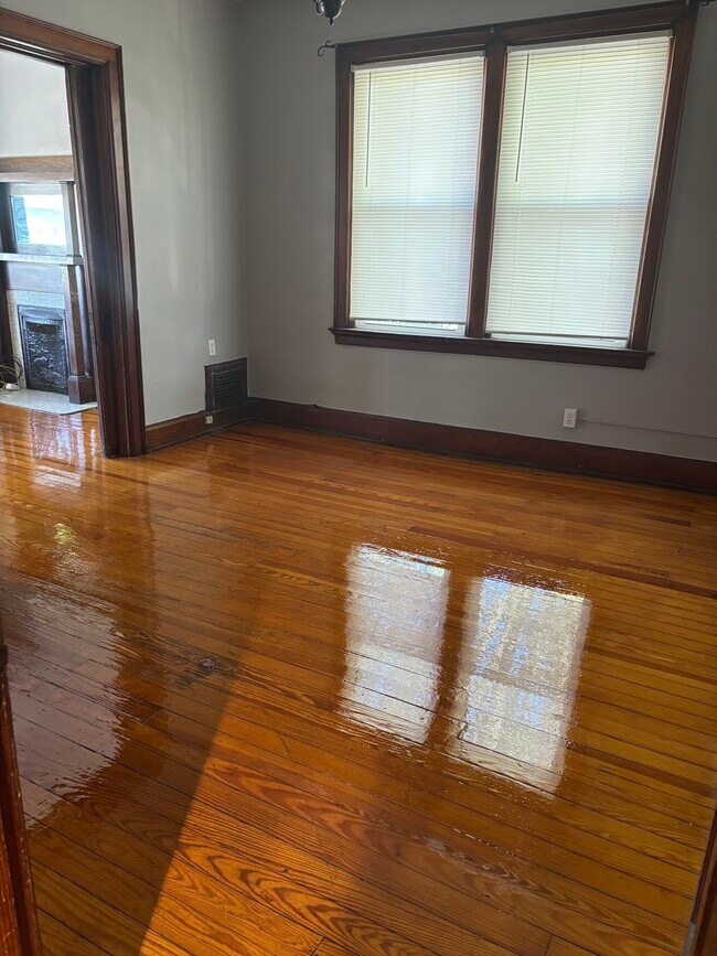 Foto del edificio - 1802 Holman Ave