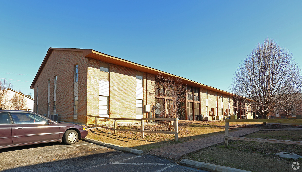 Foto principal - Villager Apartments