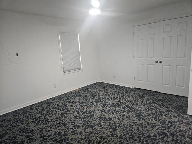 Building Photo - 53 Overlook Dr