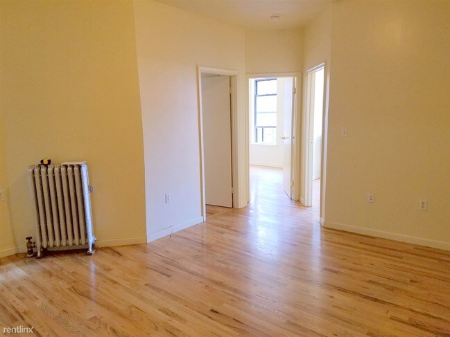 Building Photo - 511 W 160th St