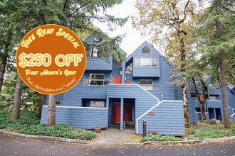 Building Photo - 4685 Galewood St