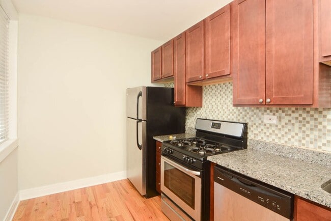 Building Photo - 4337 N Wolcott