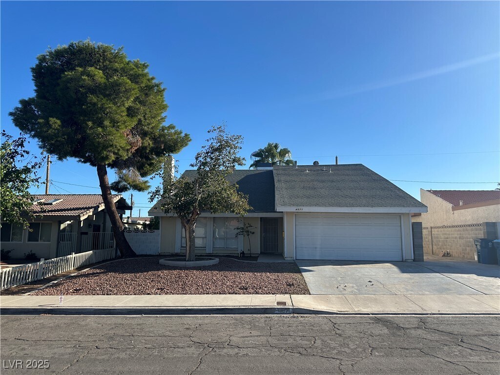Foto principal - 4571 Catherine Ln