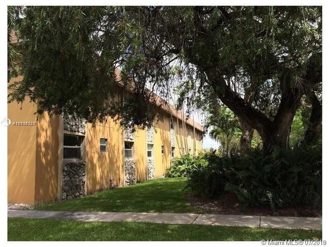 Building Photo - 4300 SW 67th Ave