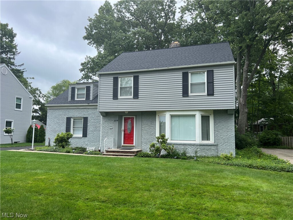 Foto principal - 23509 Beachwood Blvd