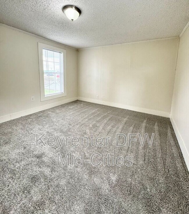 Foto del edificio - 313 Worthview Dr