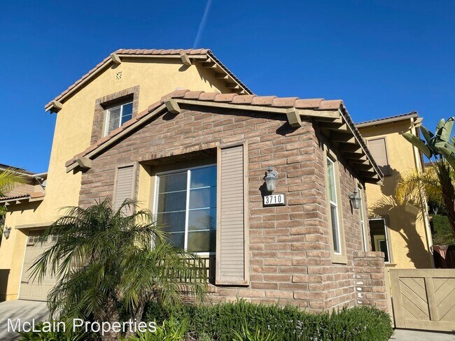Building Photo - 5 br, 3.5 bath House - 3710 Bergen Peak Pl