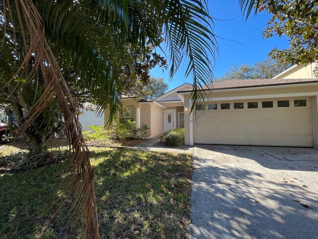 Building Photo - INCREDIBLE 4 Bedroom, 2 Bathroom Home in O...