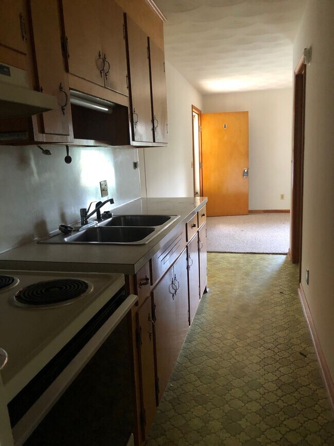 707 Country Club Rd, Hurt, VA 24563 House Rental in Hurt, VA