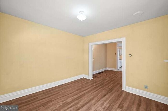 Foto del edificio - 640 1/2 3rd St
