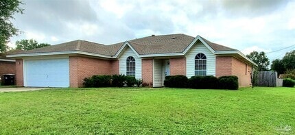 Building Photo - 9000 Bluebay Ln