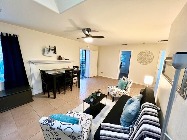 Photo - 29058 Ruus Rd Apartment