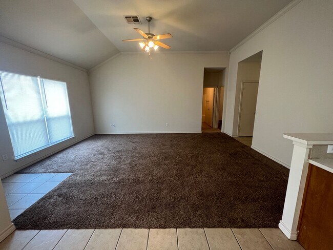 Building Photo - 708 Paso Fino St