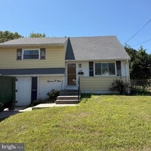 Building Photo - 1109 San Jose Dr