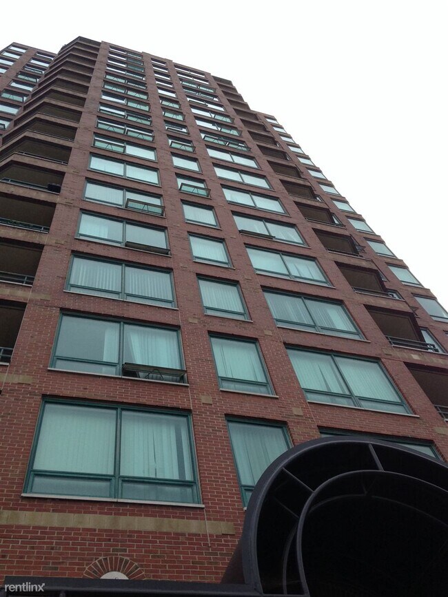 Building Photo - 3320 Spinnaker Ln