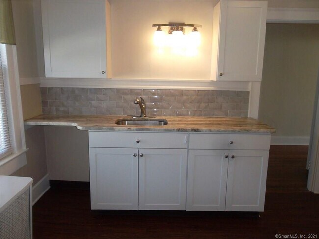 Foto del edificio - 299 Monroe St