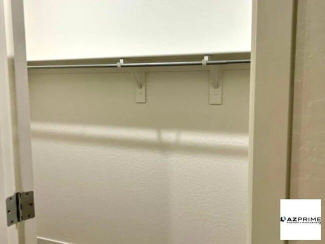 Building Photo - Elegant home