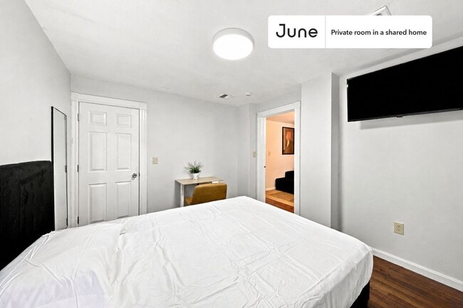 Photo - Room in Shared 7 bed/2 bath home in Allston