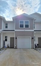 Building Photo - 7158 Village Ln
