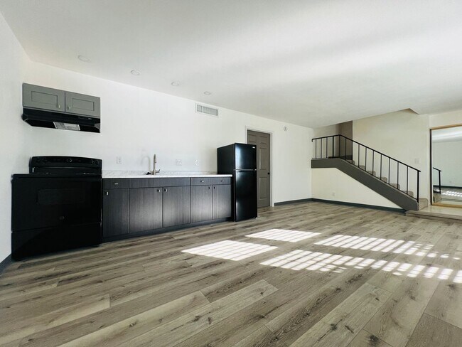 Foto del edificio - 3744 Pilgrim St